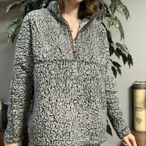 Cozy Grey Quarter Zip Sherpa Sweatshirt | Size Medium